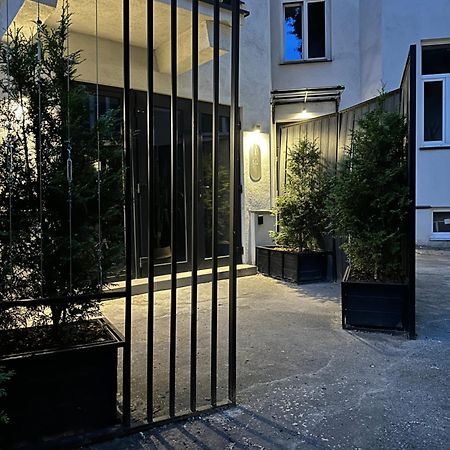 City Garage Apartment - Lwowska 9 Warsaw Exterior photo